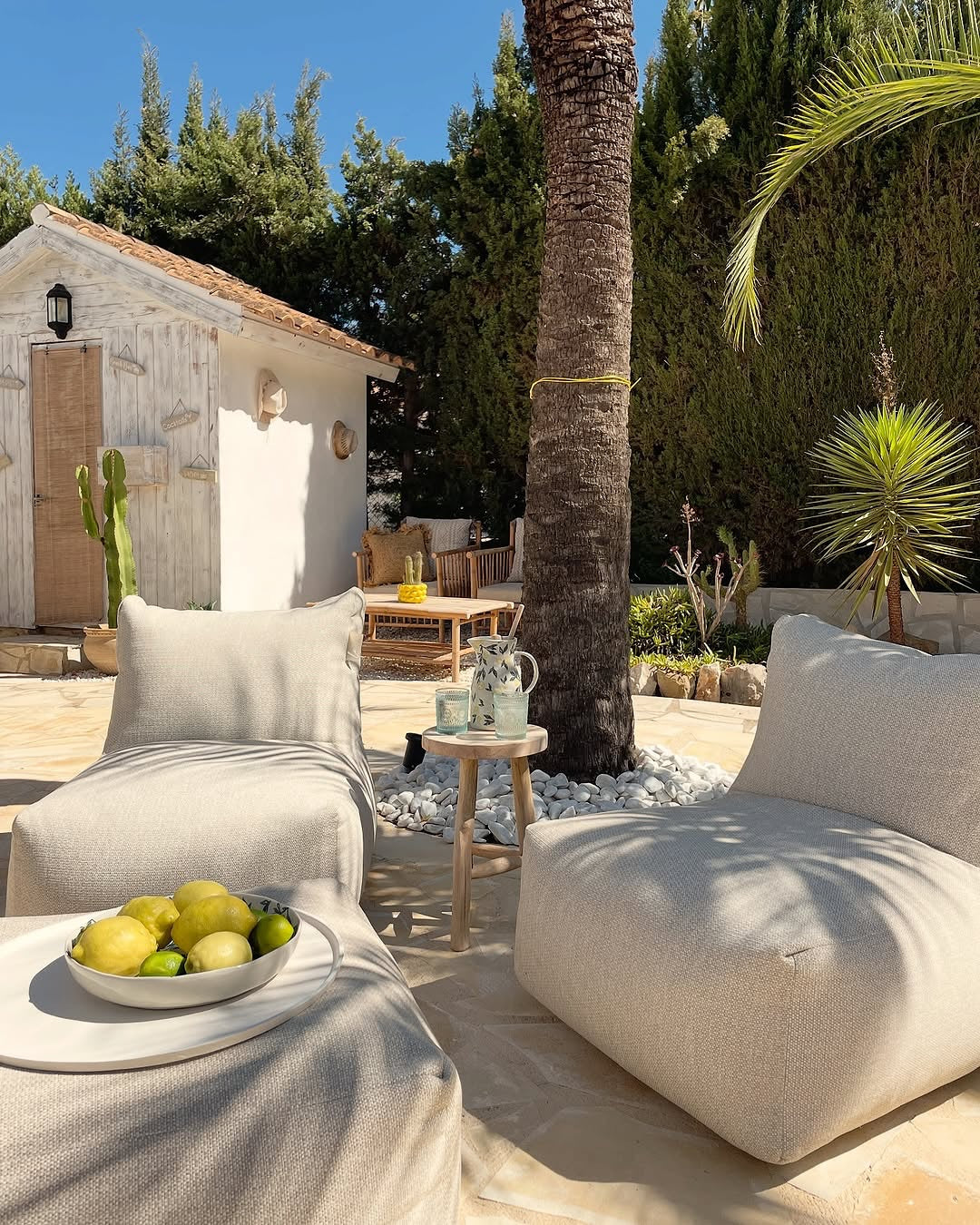 Laui_Lounge_Header_Mobile_2