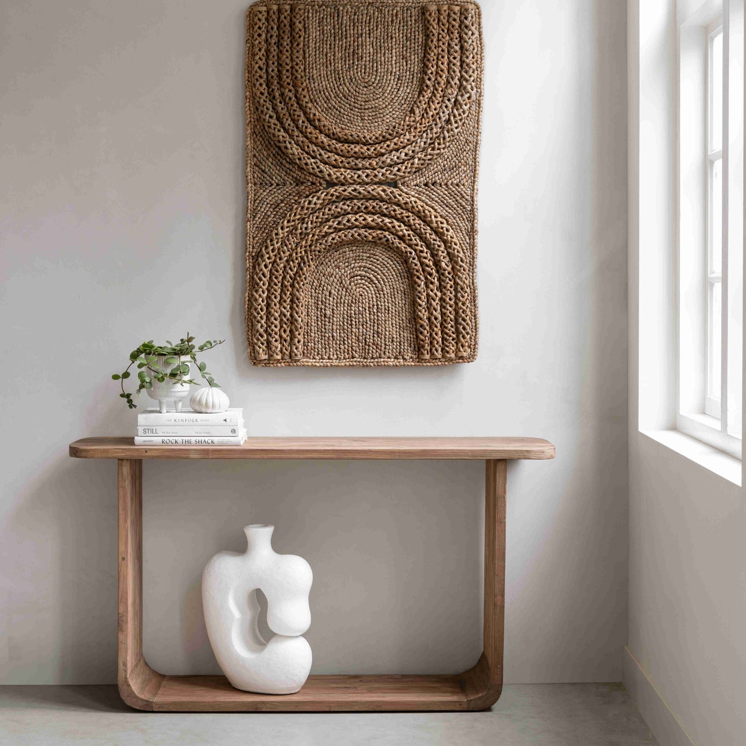 MUST Living Console Vico