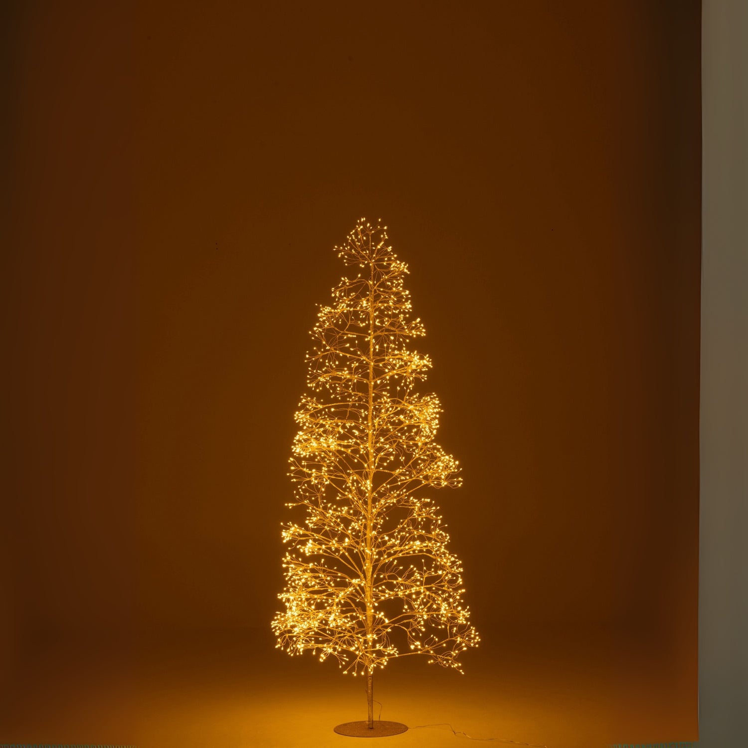 Kerstboom 2700 Led Metaal Goudkleurig Medium H210cm J-Line