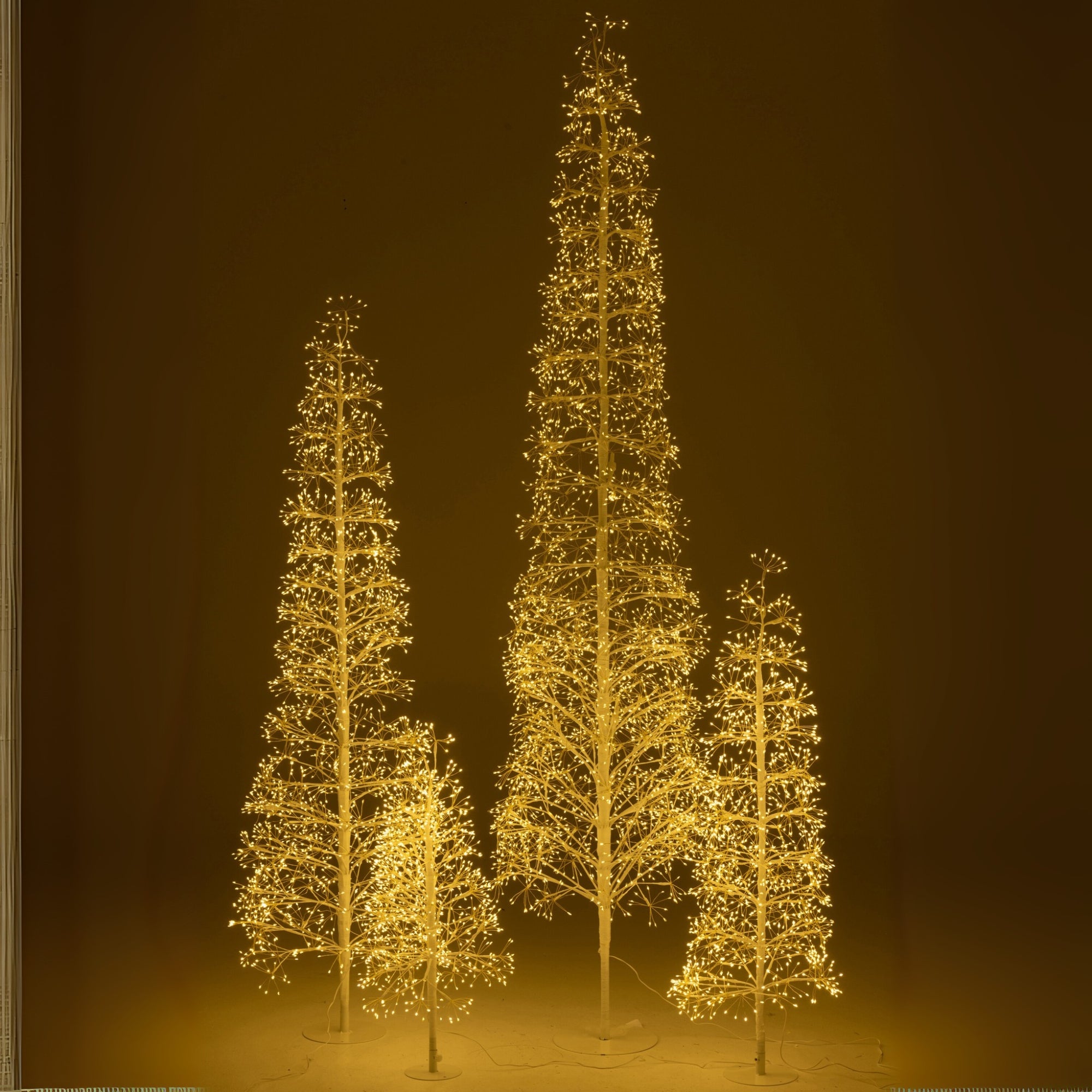Kerstboom Led Warm Witte Lichten Ijzer Wit Extra Large H240cm J-Line