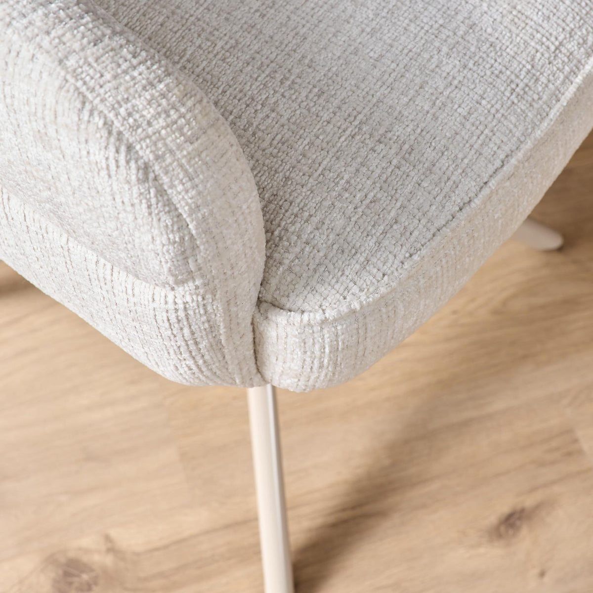 Eetkamerstoel Bella Stof Off White Met Armleuning Starfurn