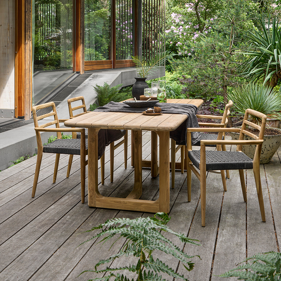 Primavera Teakhouten Tuintafel - 240cm Raw Materials