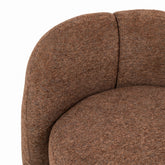 Arco Fauteuil Rond Aphrodite Bruin van PTMD, extra aanzicht van de ronde fauteuil