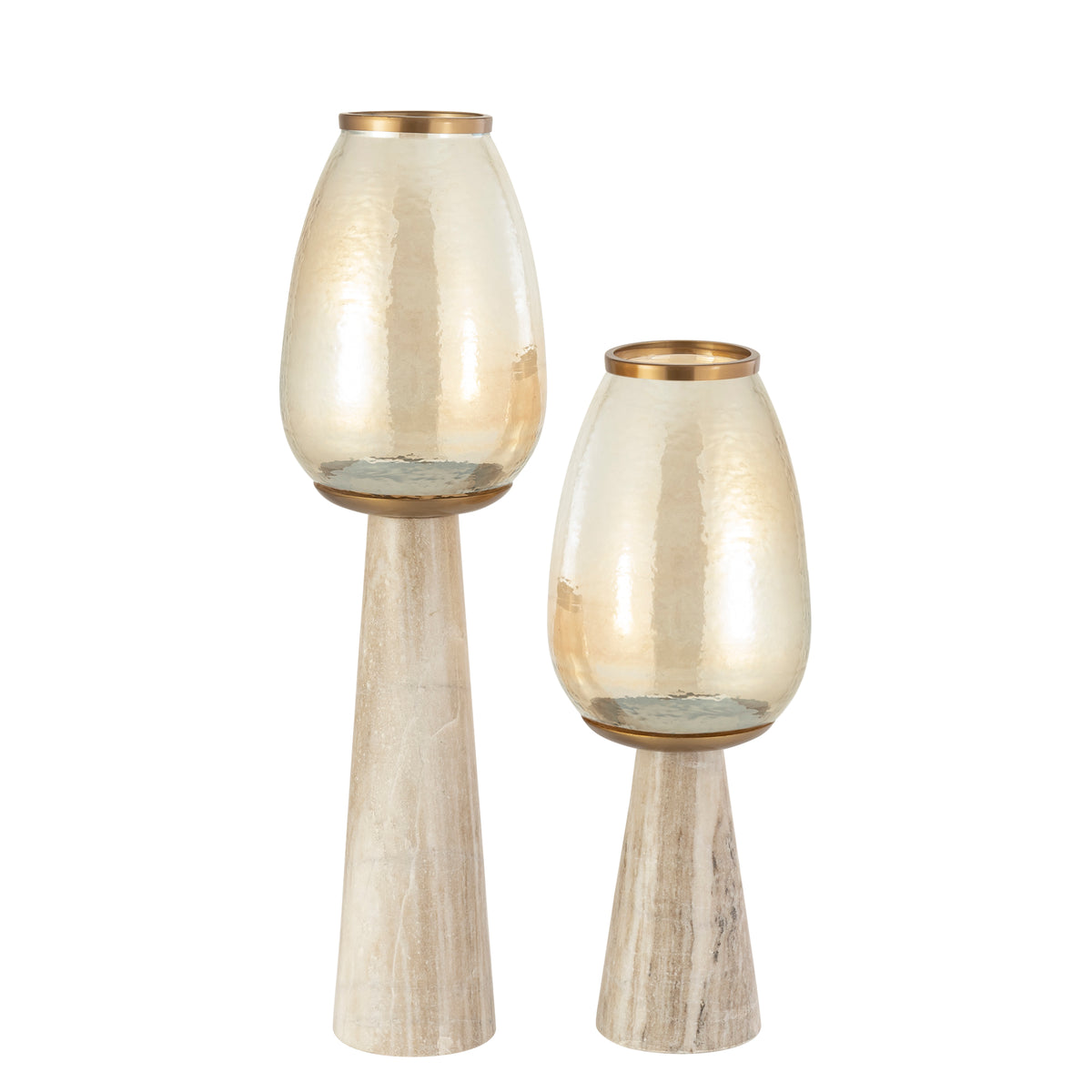 Berdand Windlicht op Voet Beige Small van PTMD, Berdand windlicht in small en large naast elkaar