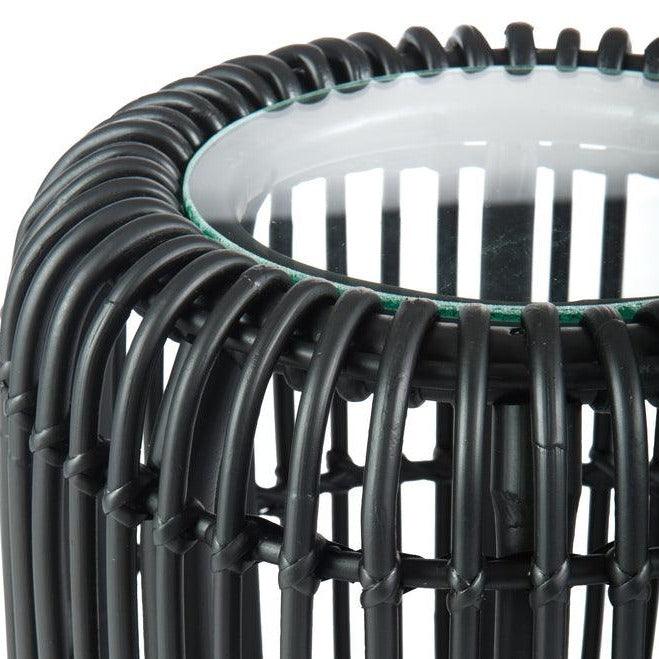 Bijzettafel Rond Rotan/Glas Mat Zwart - Bijzettafel - J-Line - livinglovely.nl
