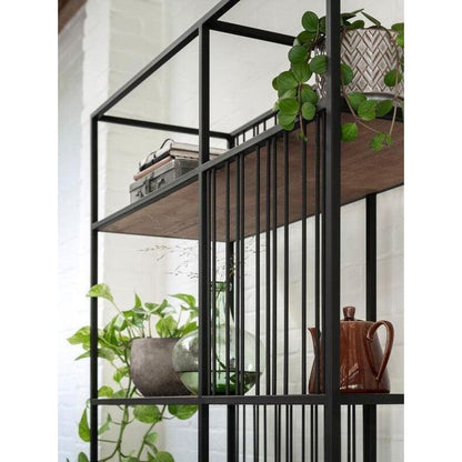 Detailfoto van de afwerking van Boekenrek Barra Small van DTP Home