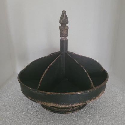 Carrousel van hout en metaal - Keukenaccessoire - Living Lovely - livinglovely.nl