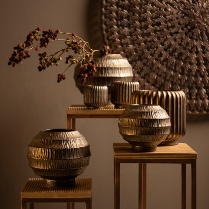 Cherith Bronze Round Ceramic Pot Ribbed S Dia23,5cmxH21cm - Pot - PTMD - livinglovely.nl