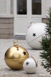 Christmas Bauble Mat Ball Iron White Extra Large - - J-Line - livinglovely.nl