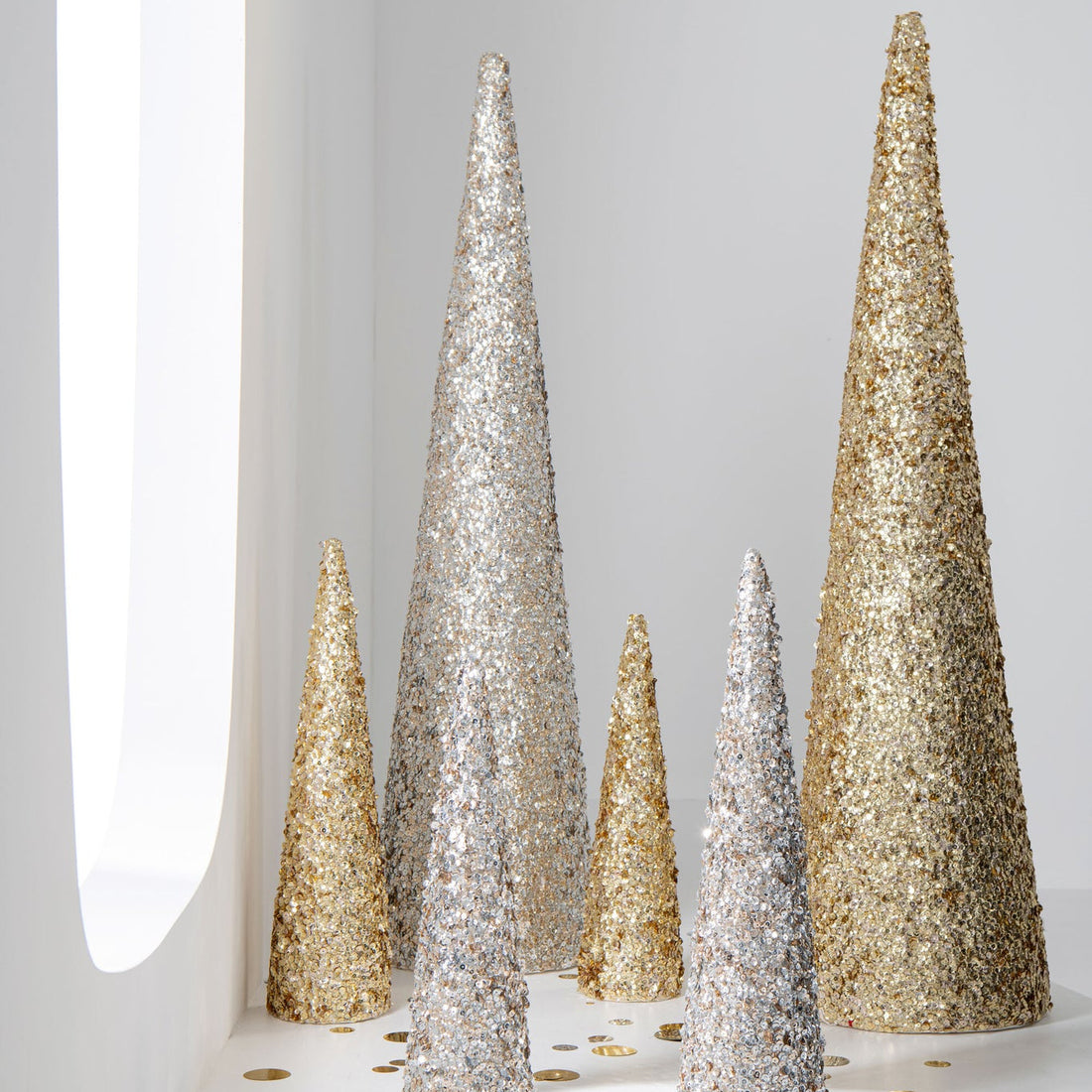 Cone Sequins Foam Champagne Colored Medium - - J-Line - livinglovely.nl