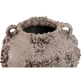 Deisy Beige Ceramic Jar With Handles Rough Coral L van PTMD, detail van de ruwe koraalstructuur