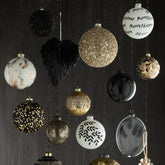 Doos Van 4 Kerstballen Glitter Glas Goud Large 15x13cm - Kerstbal - J-Line - livinglovely.nl