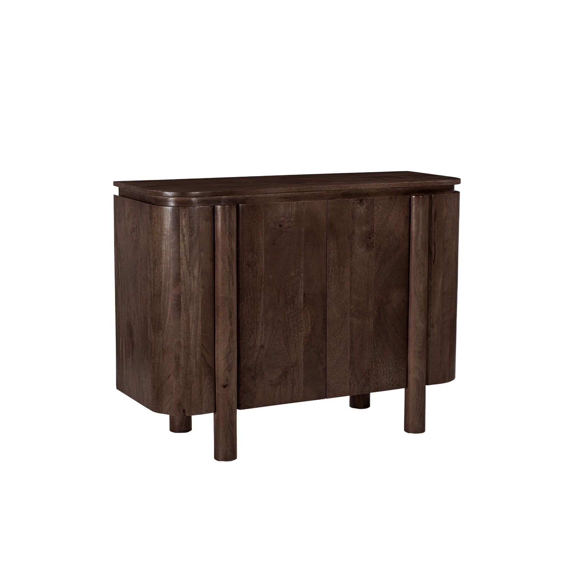Dressoir Salano chestnut schuin vooraanzicht met ribbelfronten