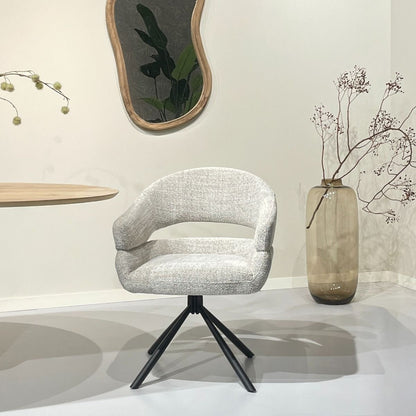 Eetkamerstoel Linn Bisque Oasis Set van 2 in een interieur