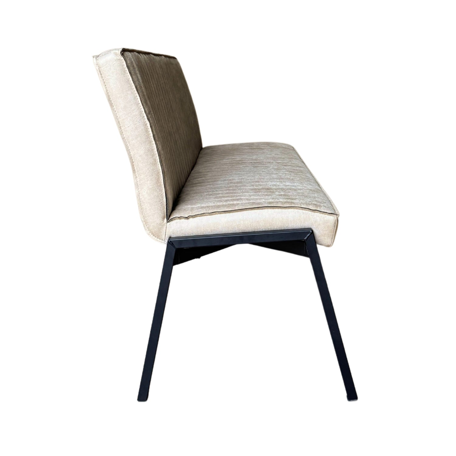 Eetkamerstoel Tivoli van Starfurn in beige met een zithoogte van 47,5 cm