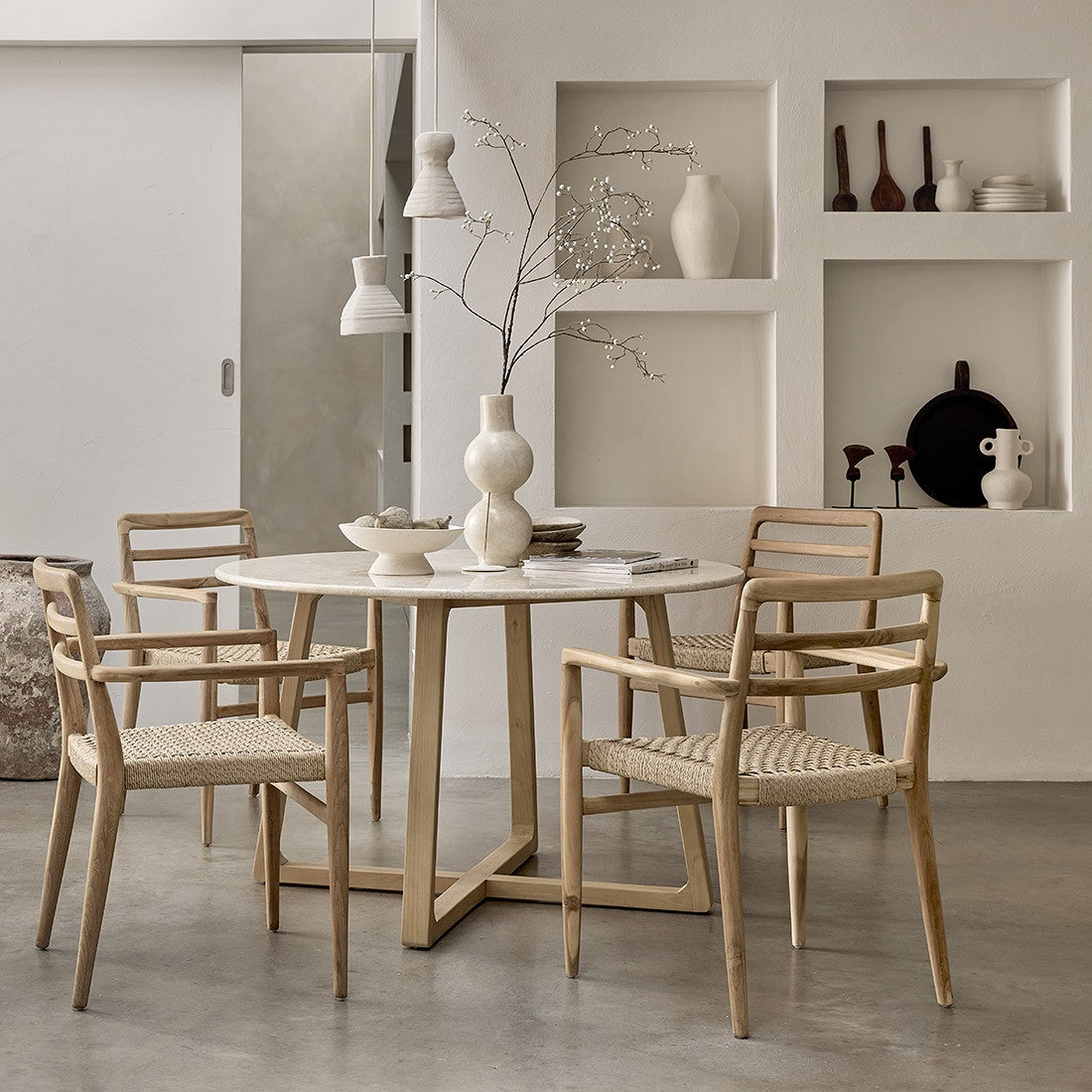 Eetkamertafel Infinity Round Ø120cm Raw Materials - Eetkamertafel - Raw Materials - livinglovely.nl