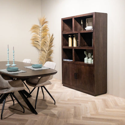 Eettafel Jesper Chestnut 230cm in een eetkamer