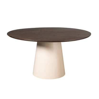 Ronde houten eettafel Madison 130cm van Starfurn in een sfeervol ingerichte eetkamer