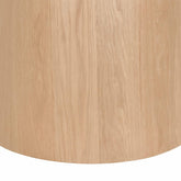 Detail van het eikenhout fineer van de eettafel Novero naturel