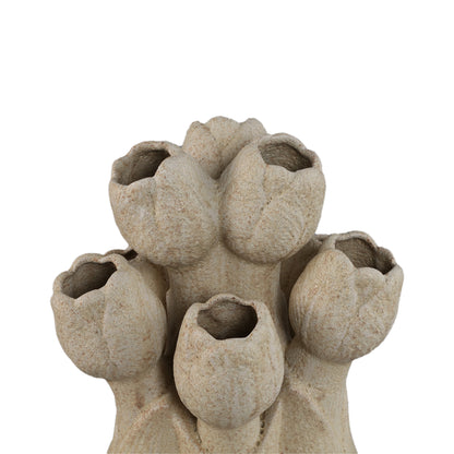 Ellodie Cream Ceramic Tulip Shaped Tulip Vase M van PTMD, packshot vanuit een andere hoek op witte achtergrond