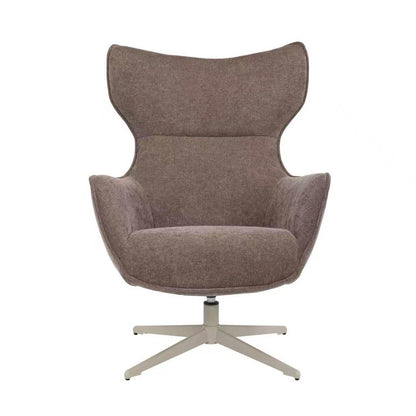 Fauteuil Julia van Starfurn in bruine stof, vooraanzicht met hoge rugleuning en metalen poot