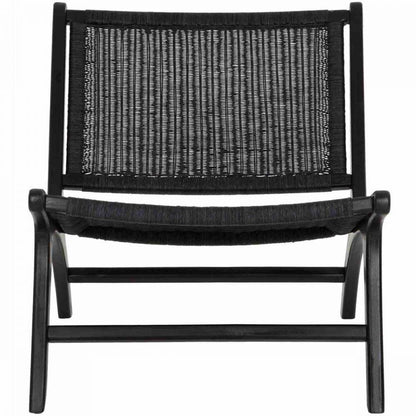 Detail van het zwarte vlechtwerk van de Fauteuil Lazy Loom van MUST Living