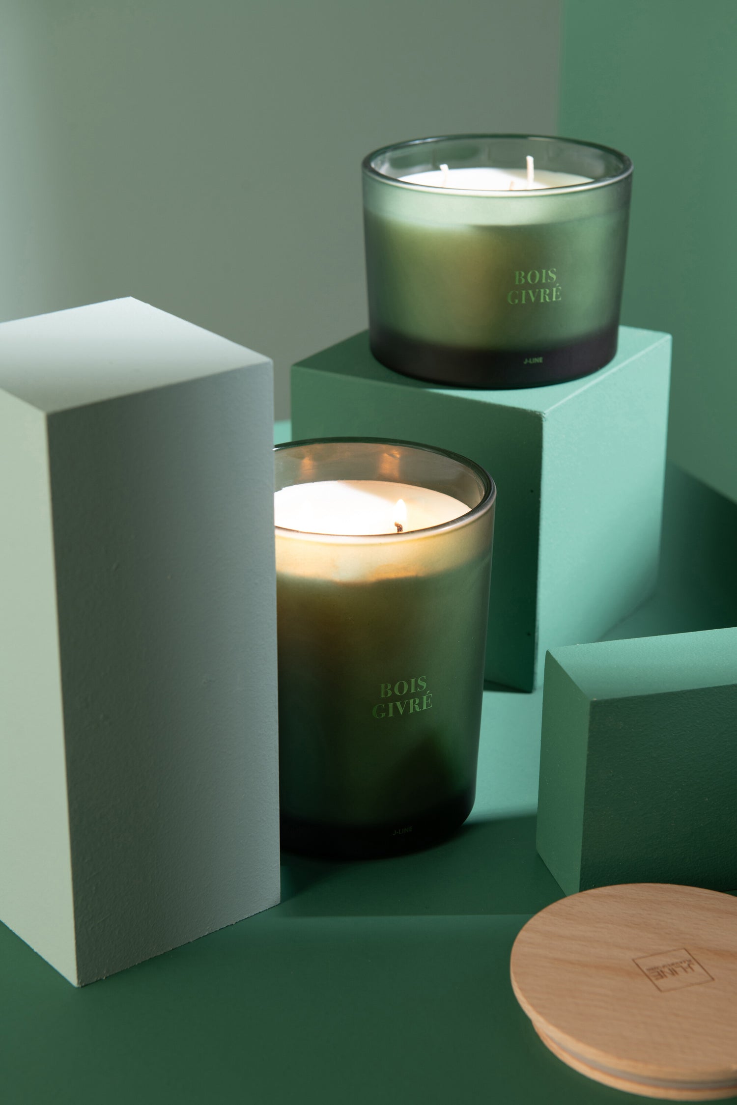 Geurkaars Accords Essentiels Bois Givré 28 Uur - Geurkaars - J-Line - livinglovely.nl