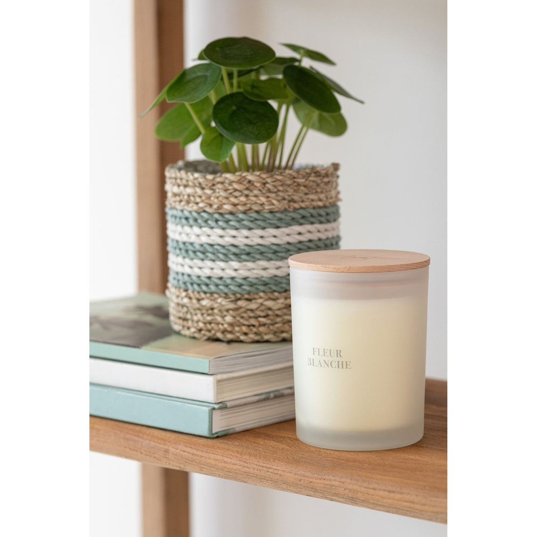 Geurkaars Accords Essentiels Fleur Blanche 52 Uur