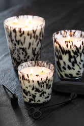 Geurkaars Noa Zwart/Wit Medium-68u J-Line - Geurkaars - J-Line - livinglovely.nl