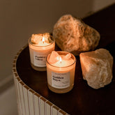 Geurkaars Positive Vibes met Edelstenen Incl Spotify Playlist - Geurkaars - De Scent - livinglovely.nl