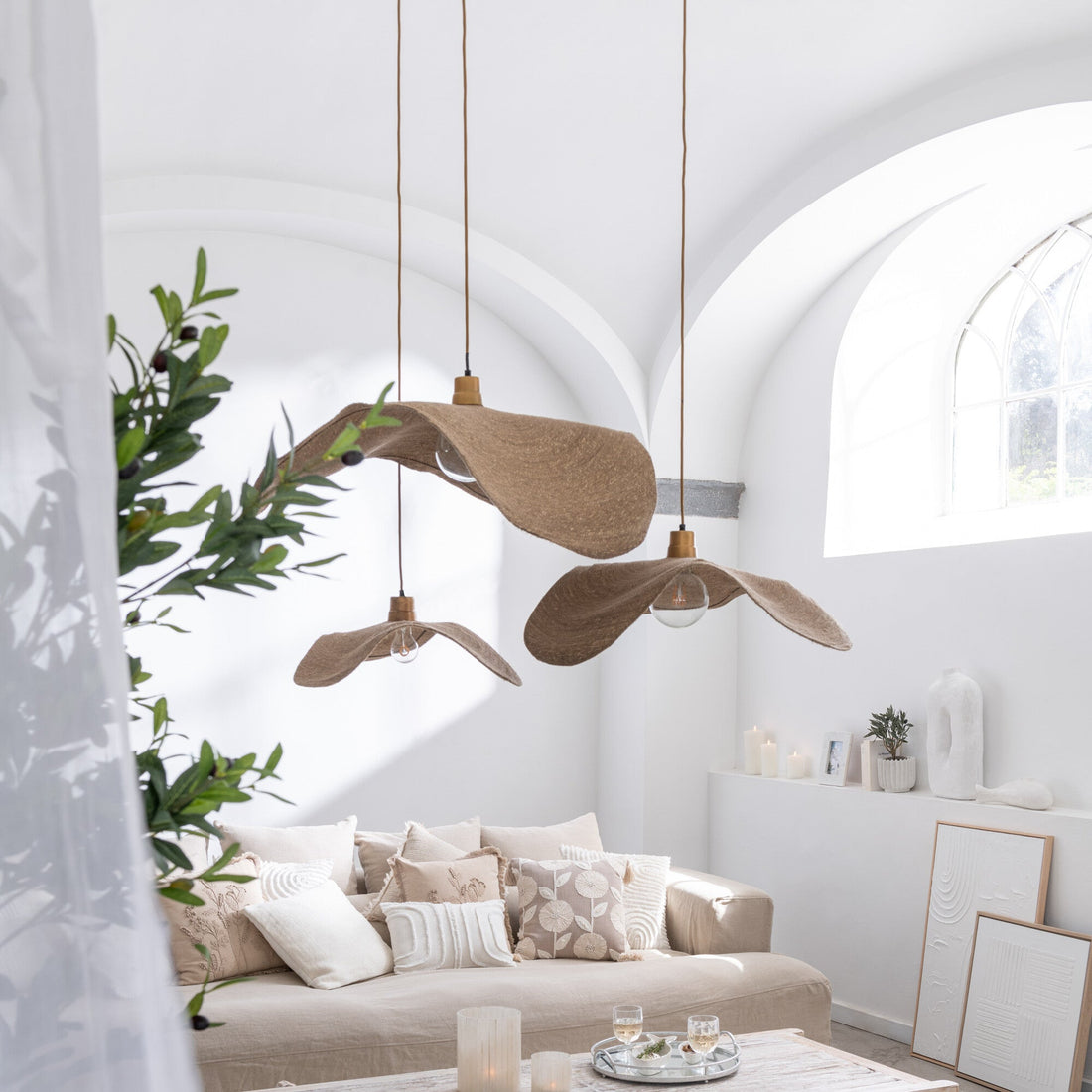 Hangende Lamp Moonj Gras Naturel Medium - Hanglamp - J-Line - livinglovely.nl