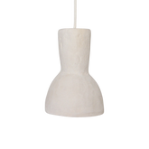 Hanglamp Chalk Moro van Raw Materials, hoge hanglamp in naturel met matte kalkachtige structuur