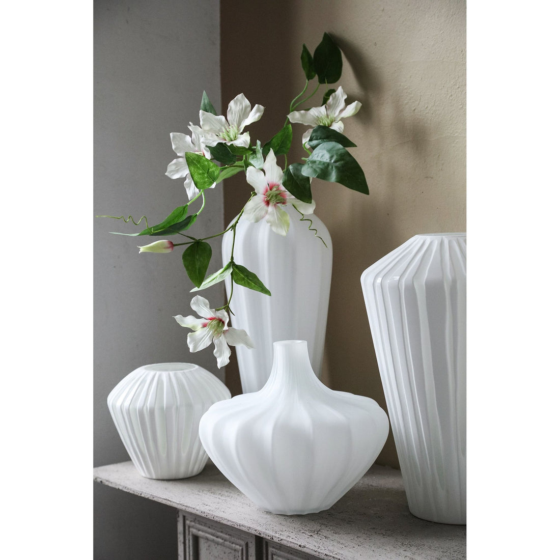 Ireka White Handcut Solid Glass Vase Angular Round Large PTMD