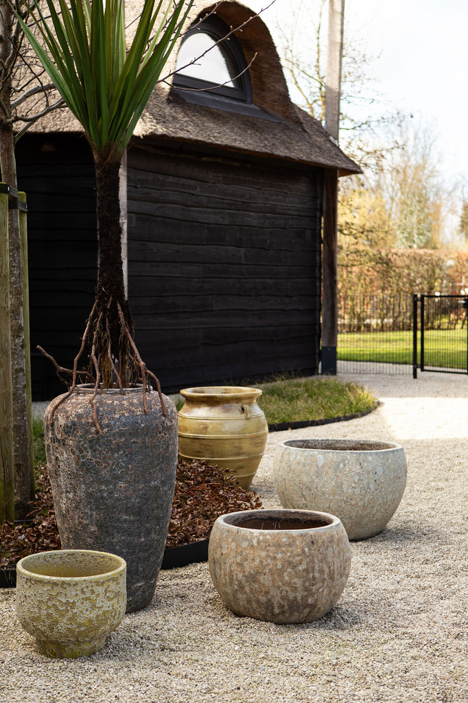 Jossilyn Green Round Ceramic Pot Rough Finish High PTMD - Pot - PTMD - livinglovely.nl