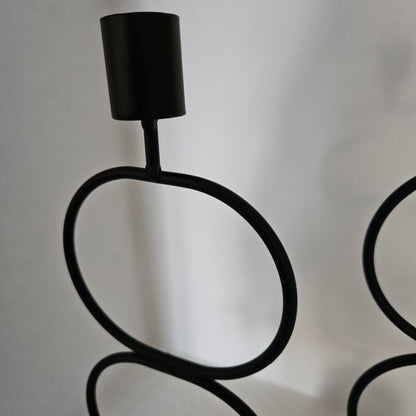 Kaarshouder Ringen Zwart 11x8x39cm 1 + 1 Gratis - Kandelaar - Living Lovely - livinglovely.nl