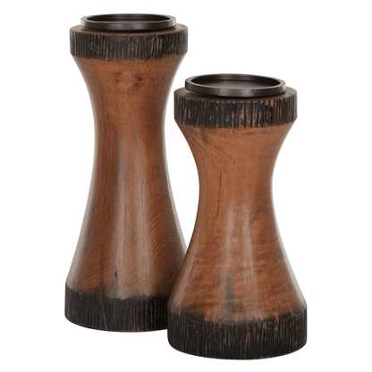 Kandelaar Diabolo van MUST Living in twee formaten naast elkaar in naturel gerecycled hout