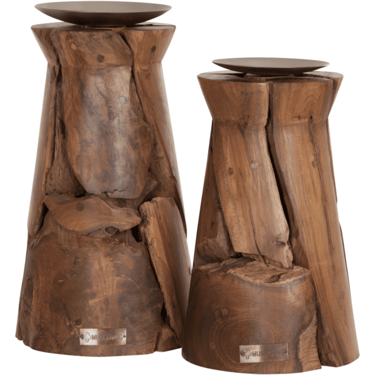 Kandelaar Flame Large op een dressoir MUST Living