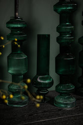 Keala Dark Green Round Ribbed Glass Vase On Base S Dia13,5xH40cm PTMD - Vaas - PTMD - livinglovely.nl