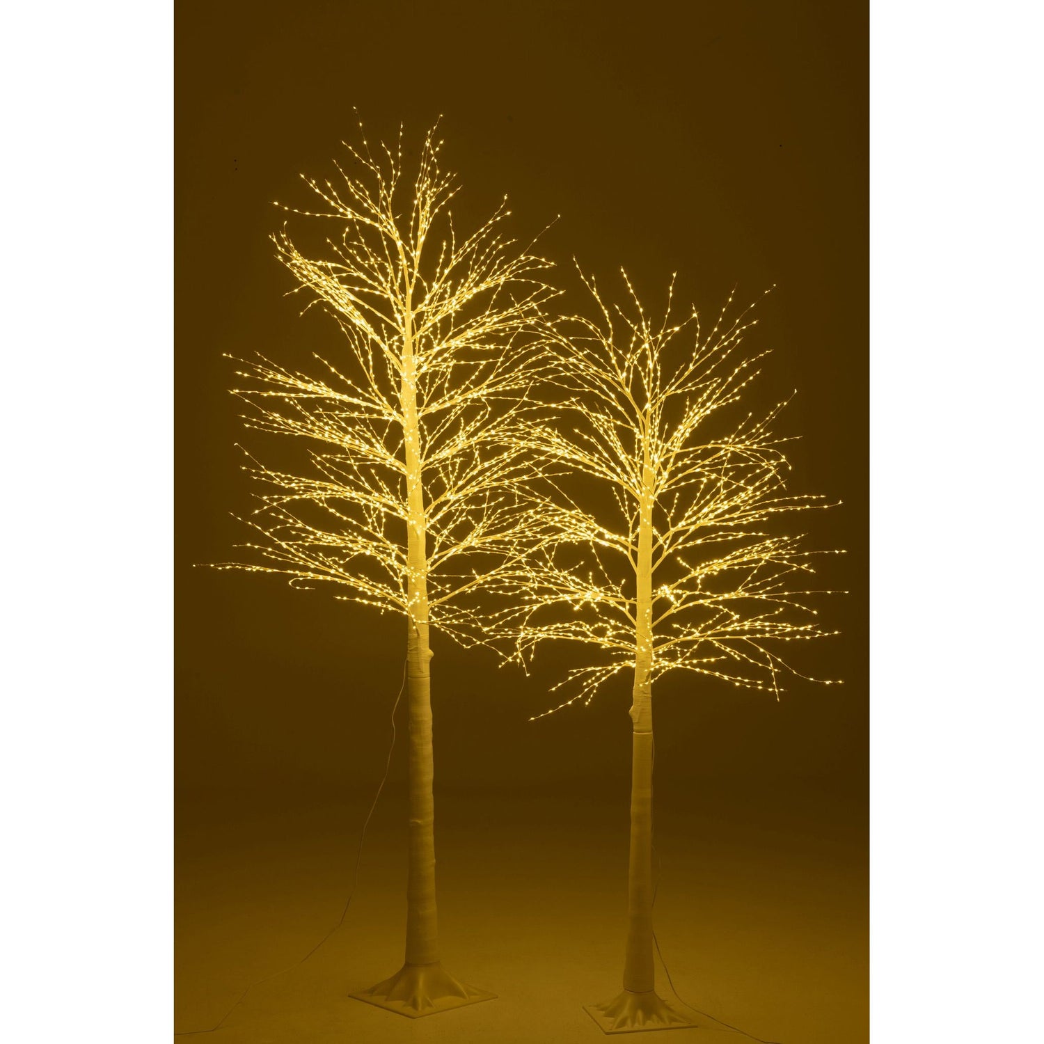 Kerstboom 3000 Led Plastiek Wit Large H210cm van J-Line, witte kerstboom van plastiek, detailopname van de constructie