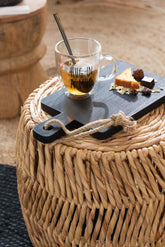Kruk/Bijzettafel Maurice Rond Waterhyacint Naturel - Bijzettafel - J-Line - livinglovely.nl