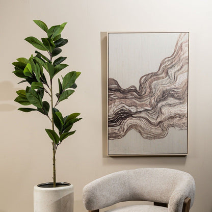 Steeneik kunstboom van PTMD in zwarte pot gestyled in een woonkamer
