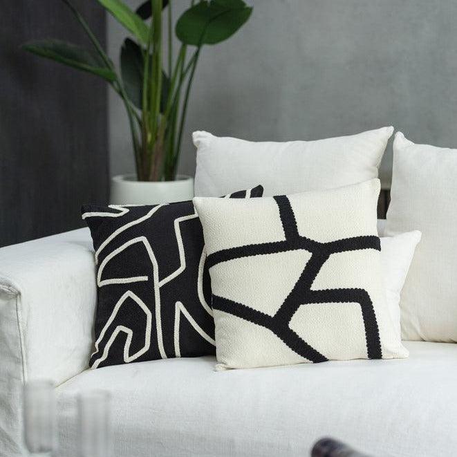 Kussen Streep - wit/zwart - Kussen - J-Line - livinglovely.nl