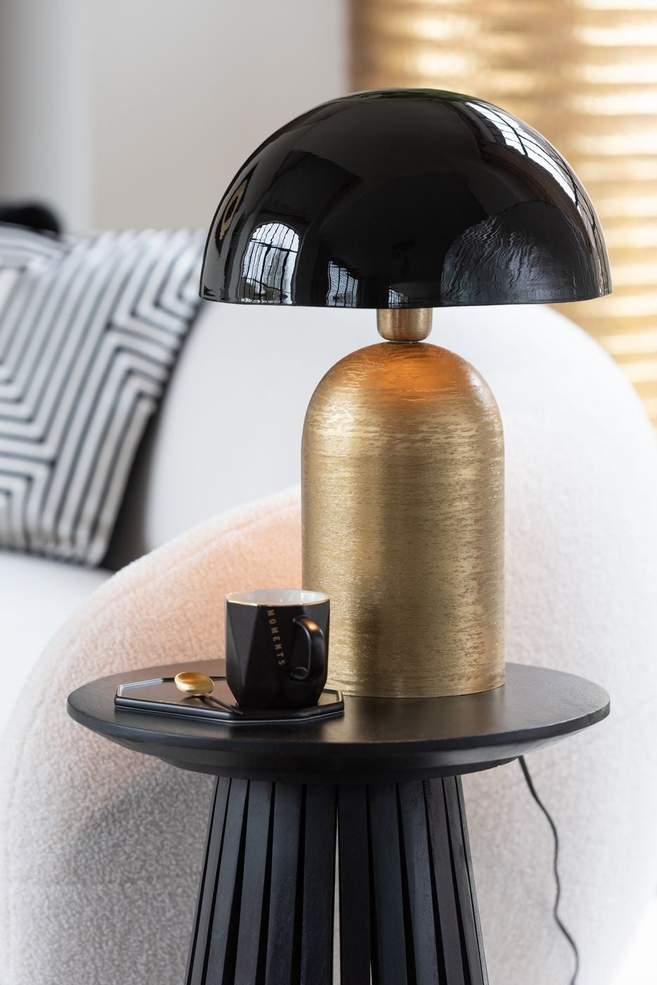 Lamp Mush Metaal Goud/Zwart - Tafellamp - J-Line - livinglovely.nl