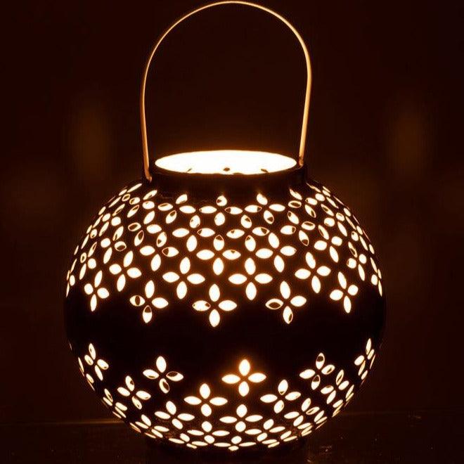 Lantaarn Bol Geperforeerd Ijzer Zwart - Lantaarn - J-Line - livinglovely.nl