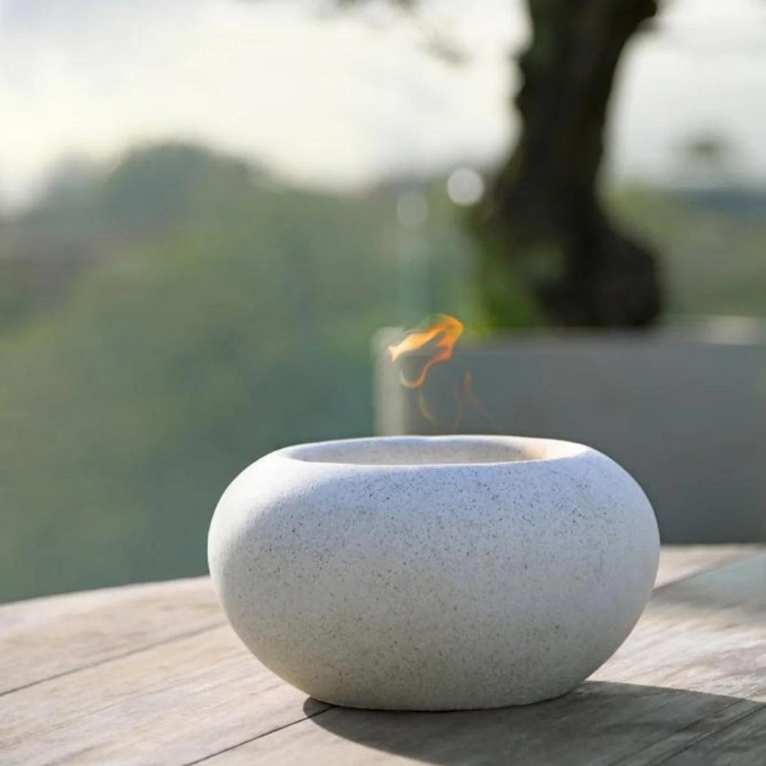 Leeff Feuerschale Tischkamin - Feuerstelle für draußen - LEEFF - livinglovely.co.uk