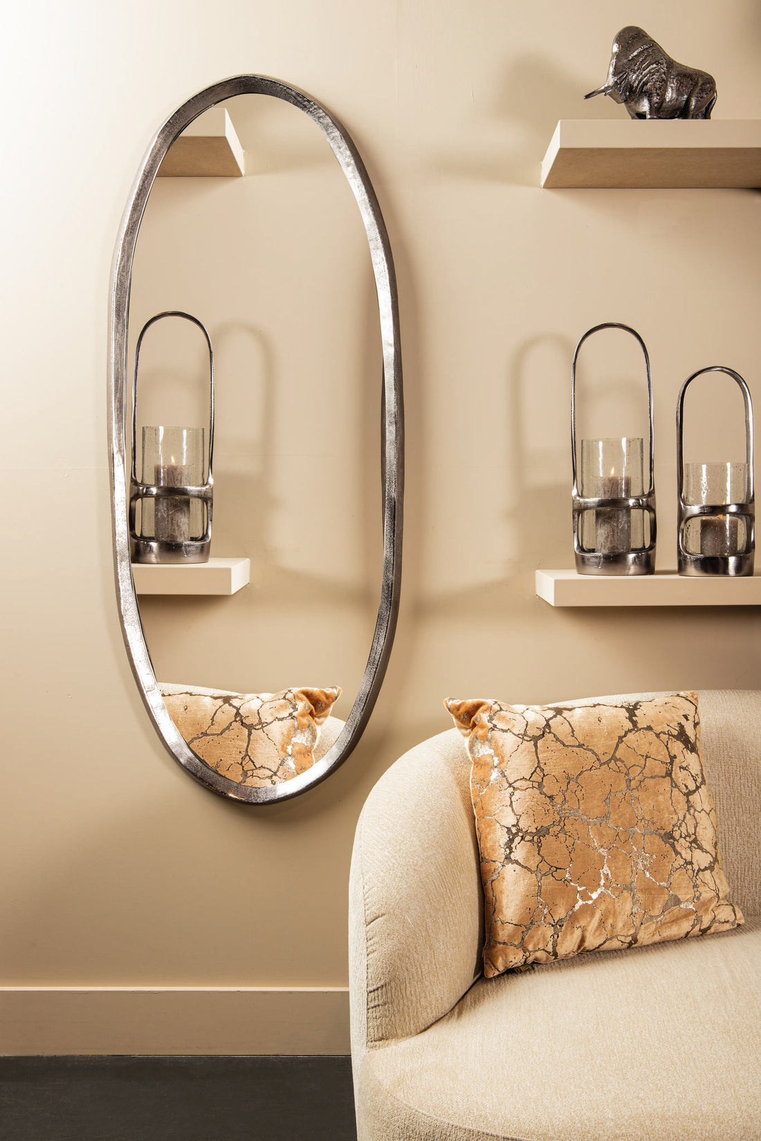 Limera Nickel Alu Oval Mirror Irregular Border M 60x3.5x150cm PTMD - Spiegel - PTMD - livinglovely.nl