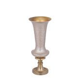 Lysse vaas small van PTMD van opzij, champagne emaille met glanzende afwerking