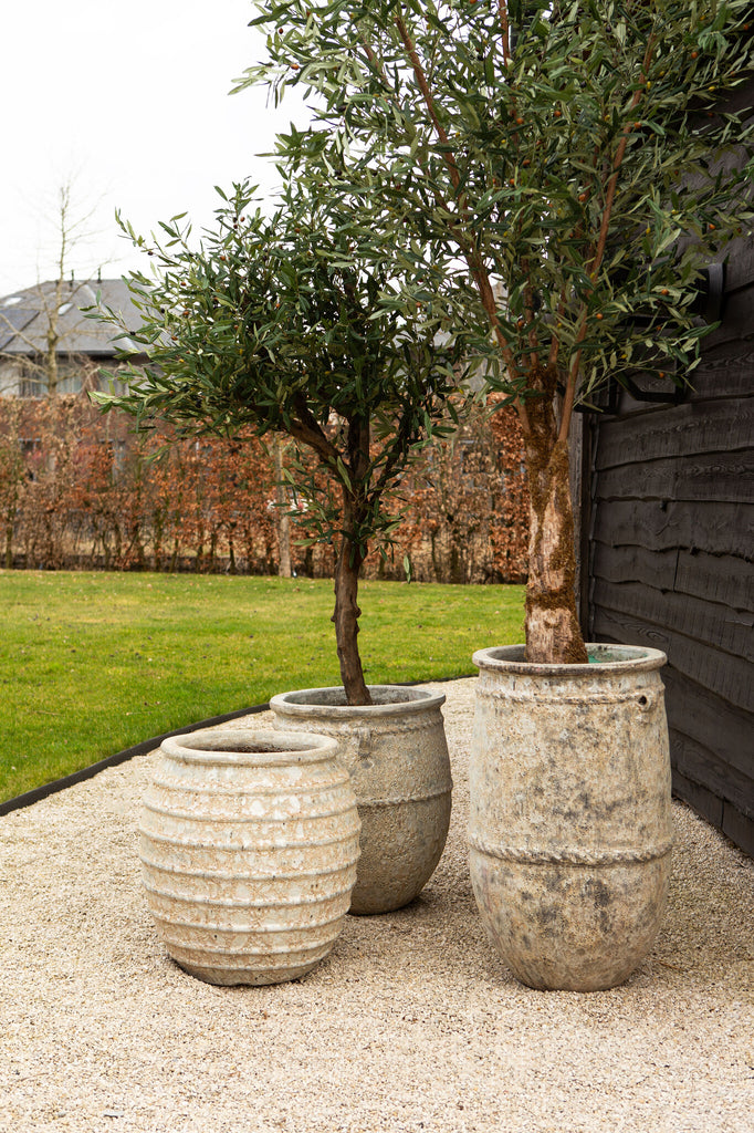 Maeghan White Round Ceramic Pot Lines Rough Finish PTMD - Pot - PTMD - livinglovely.nl