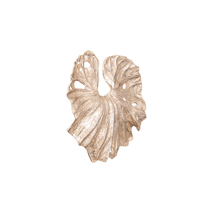 Merial Wandpaneel Lotusblad Small van PTMD, ander aanzicht van het wandpaneel in champagne gegoten aluminium