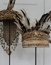 Must Living Balinese Hoed met Schelpen en Veren - Ornament - MUST Living - livinglovely.nl